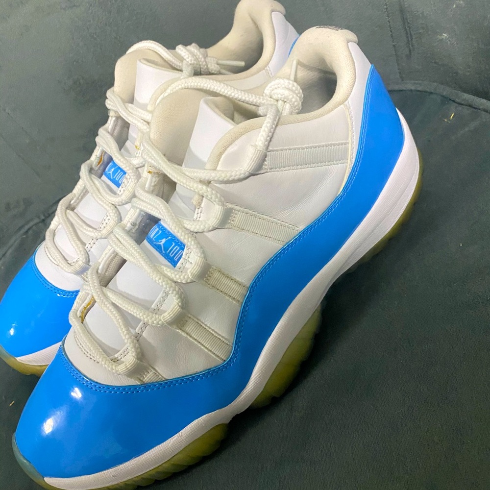 Jordan 1 low UNC
